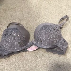 Victoria’s Secret bra